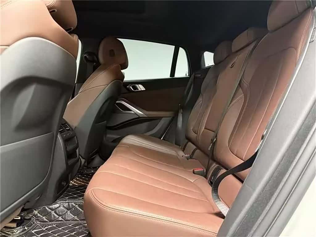 BMW X6, 2023 10