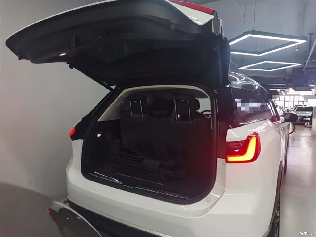 NIO ES8, 2021 19