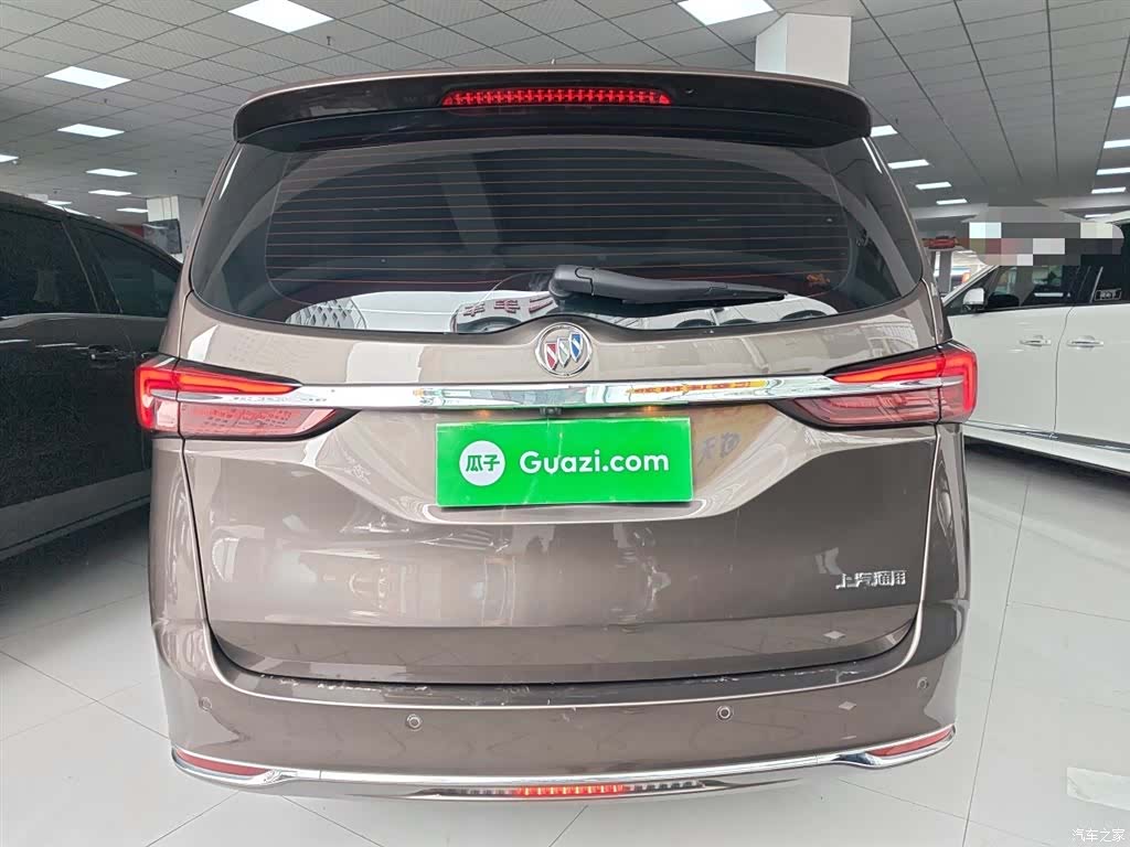 Buick GL8, 2023 4