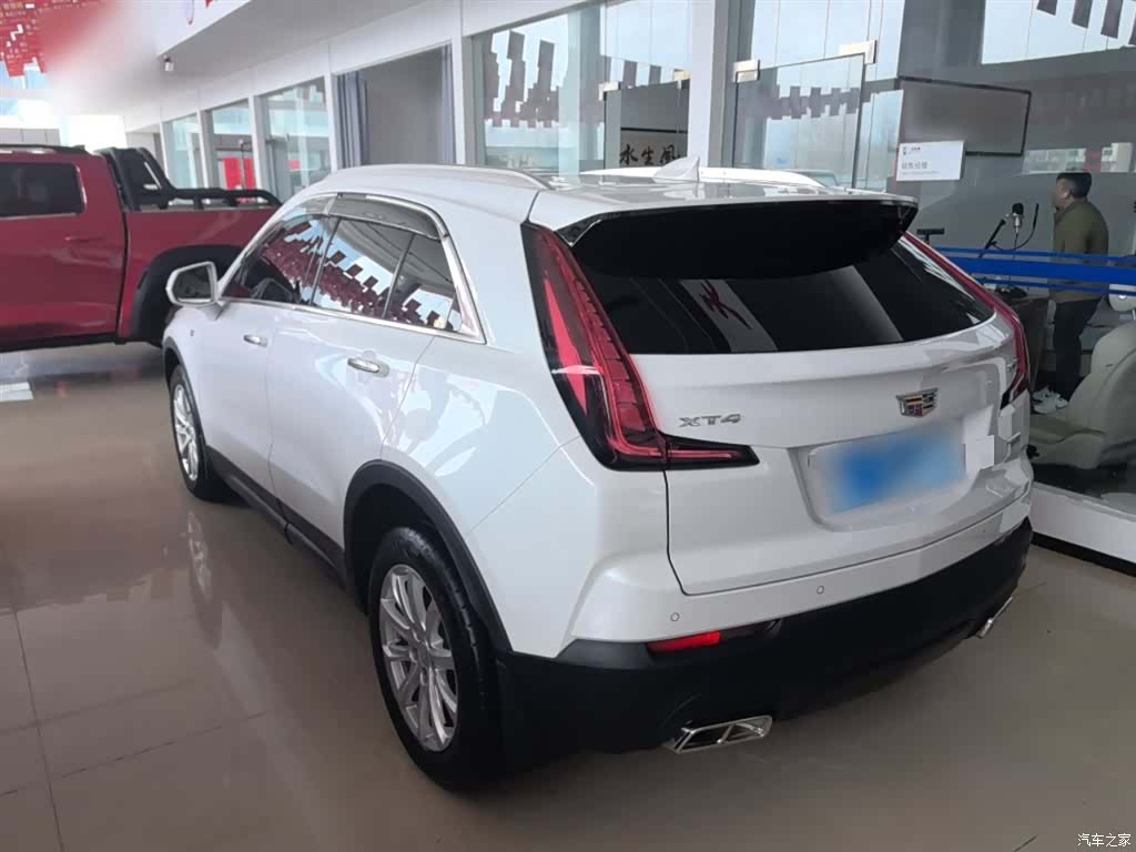 Cadillac XT4, 2022 23