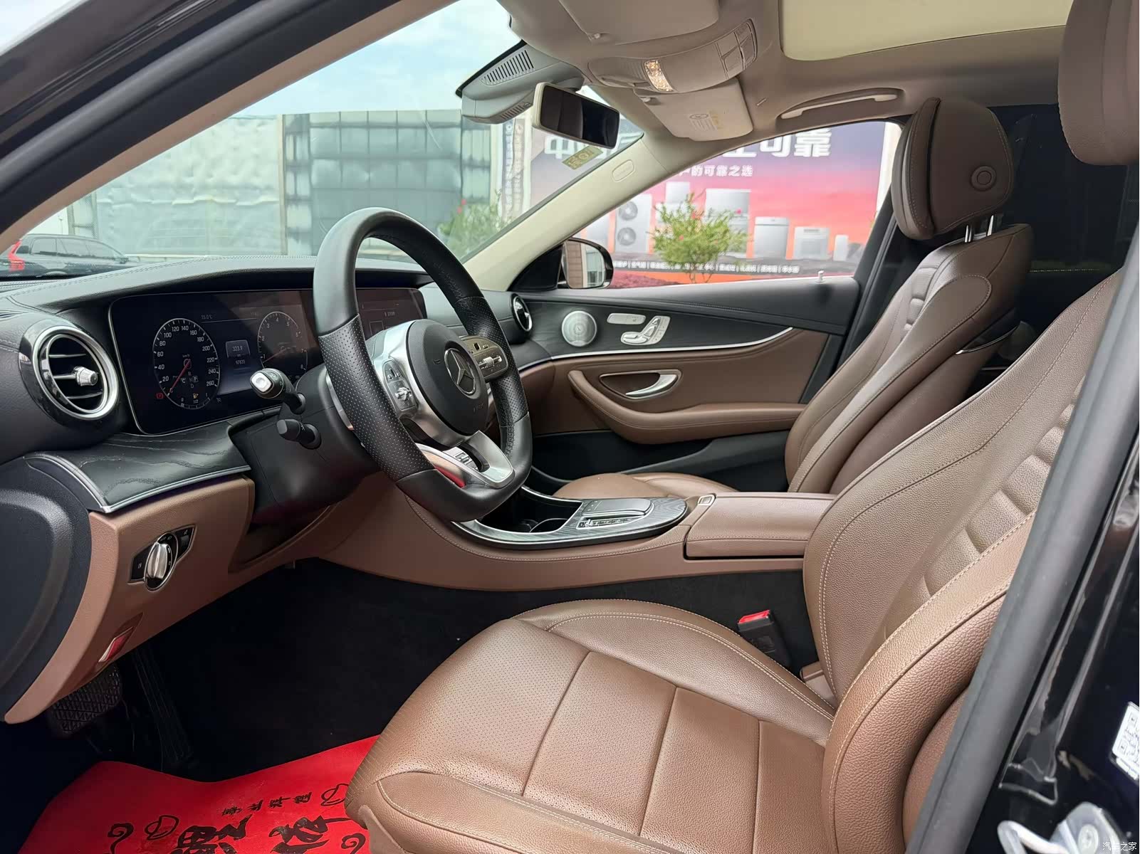 Mercedes-Benz E-Class, 2019 4