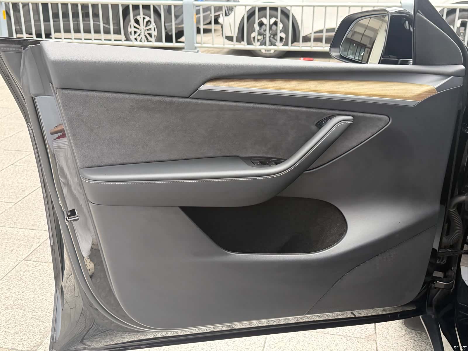 Tesla Model Y, 2023 6