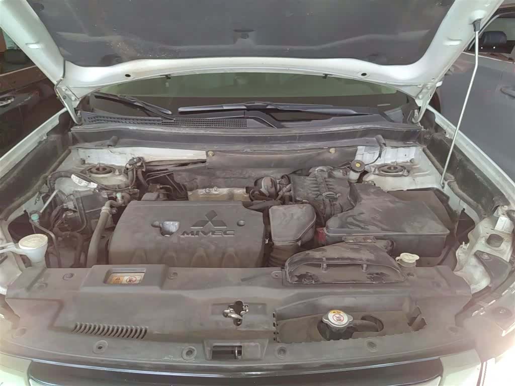 Mitsubishi Outlander, 2017 20