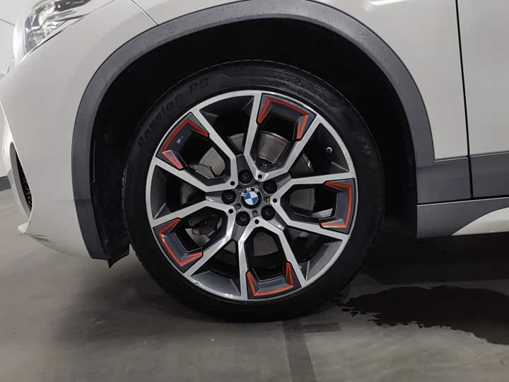 BMW X2 2021 sDrive25i feng mang ban