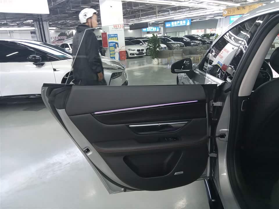 XPENG P7 XPENG P7