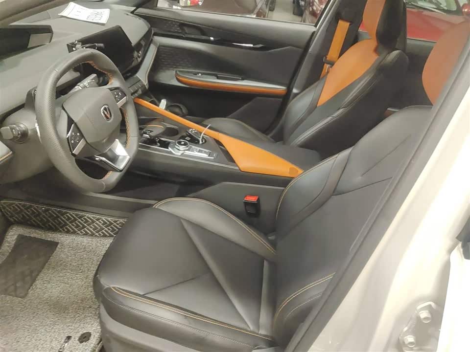 Changan UNI-V