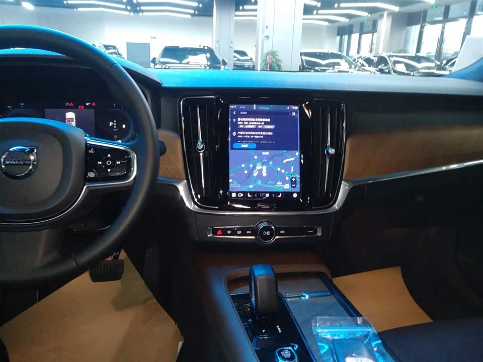 Volvo S90