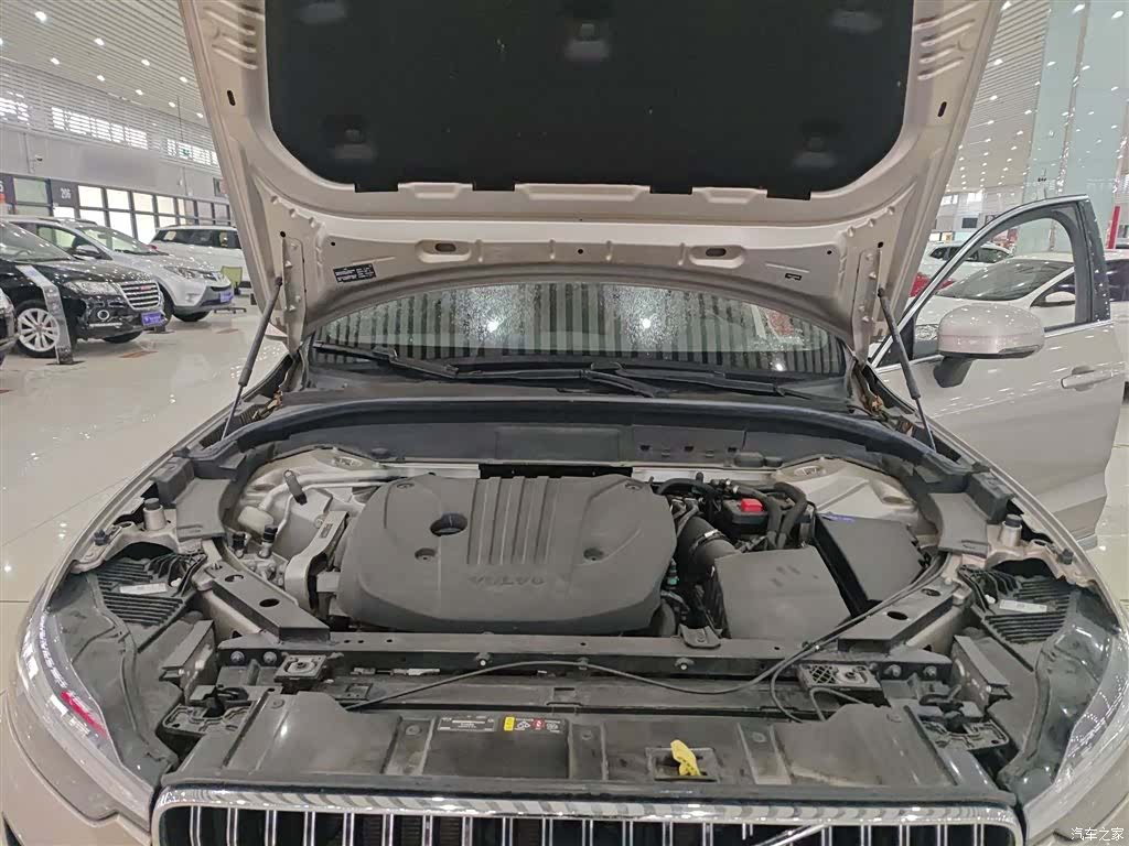 Volvo XC60, 2023 20