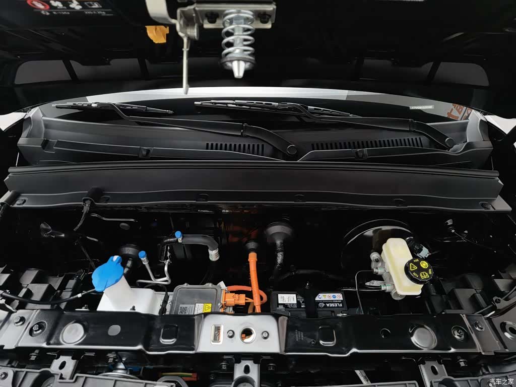 Geely Panda, 2026 6