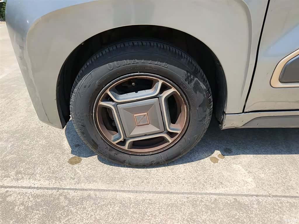 Wuling E200, 2019 23