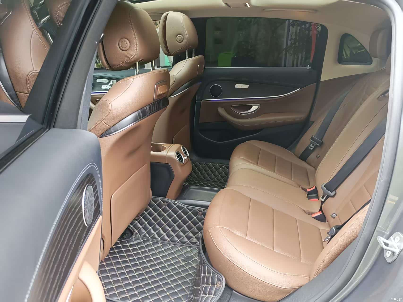 Mercedes-Benz E-Class, 2019 10