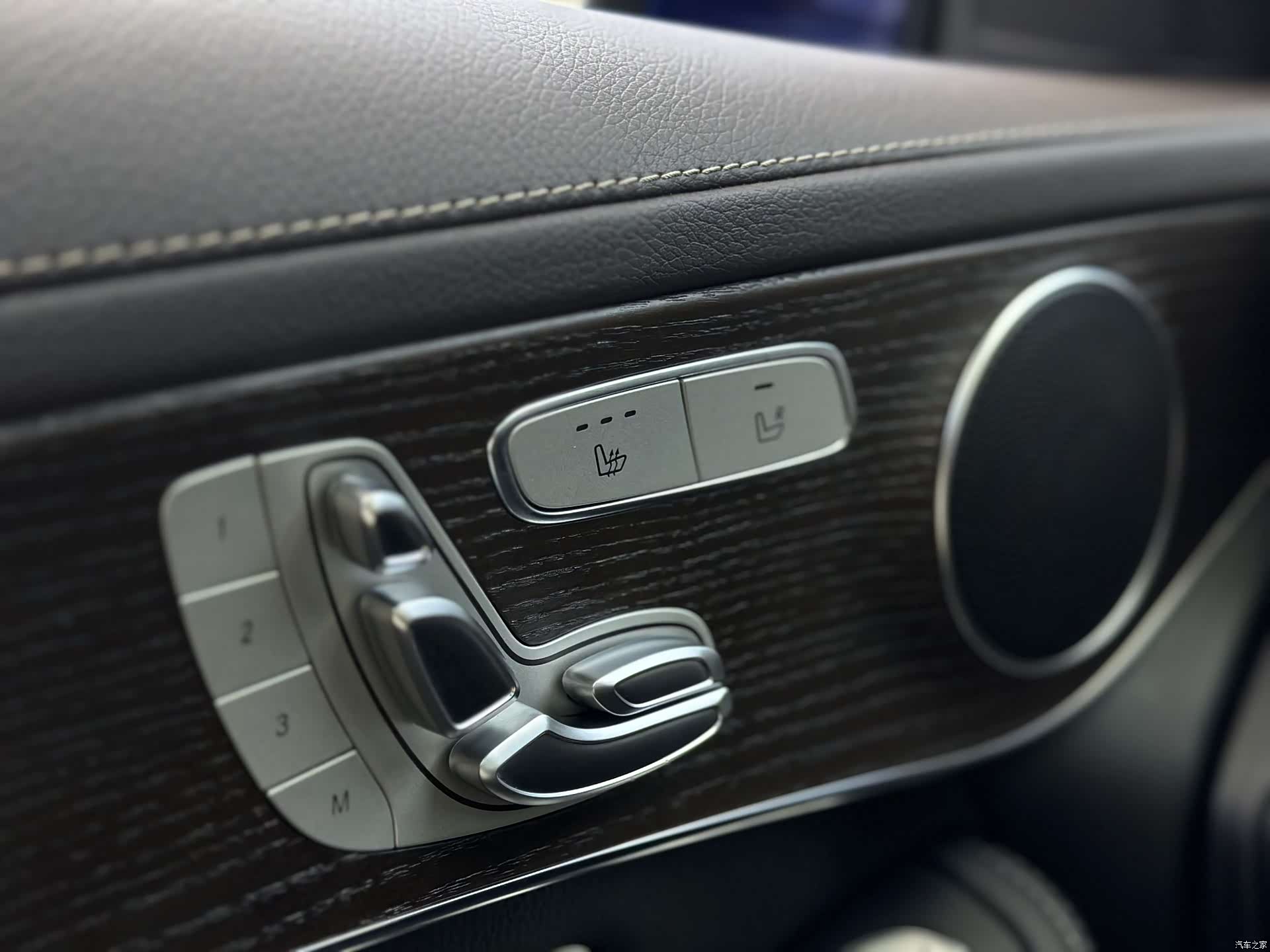 Mercedes-Benz GLC, 2023 13