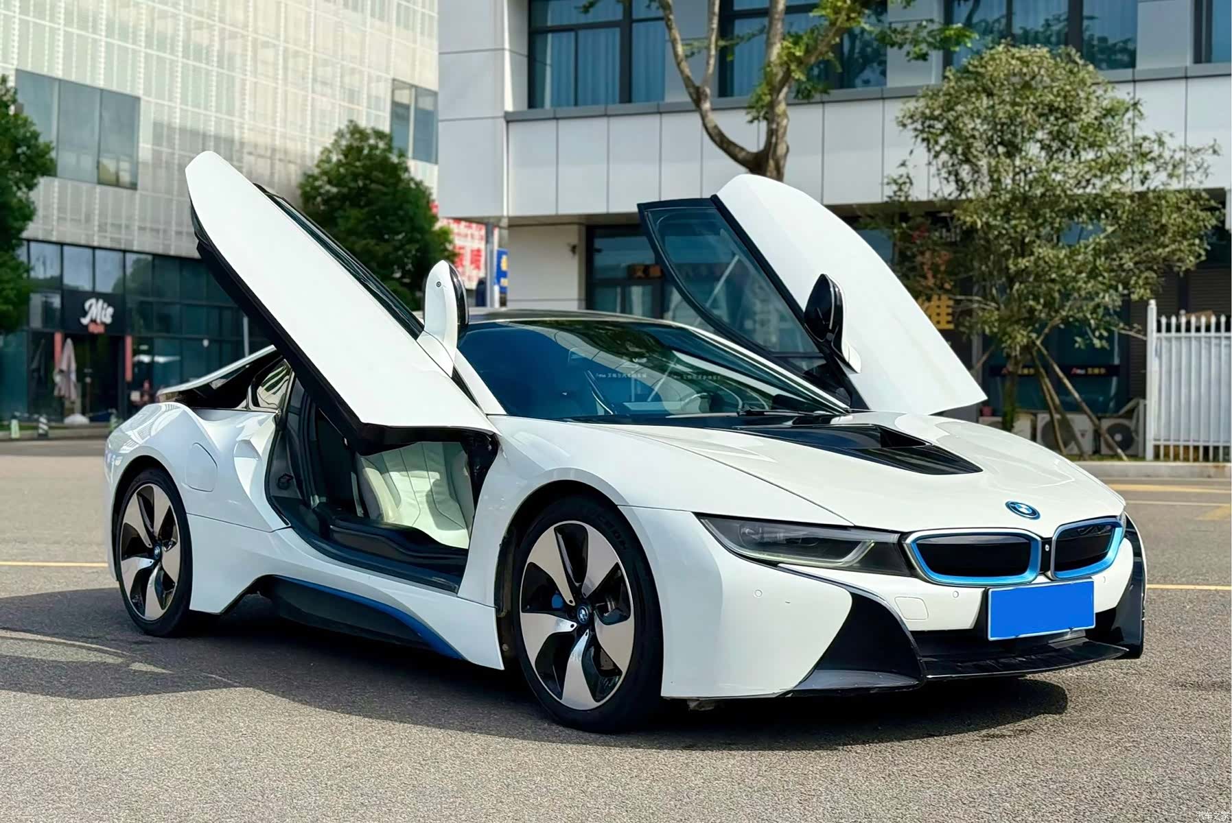 BMW i8, 2015 2