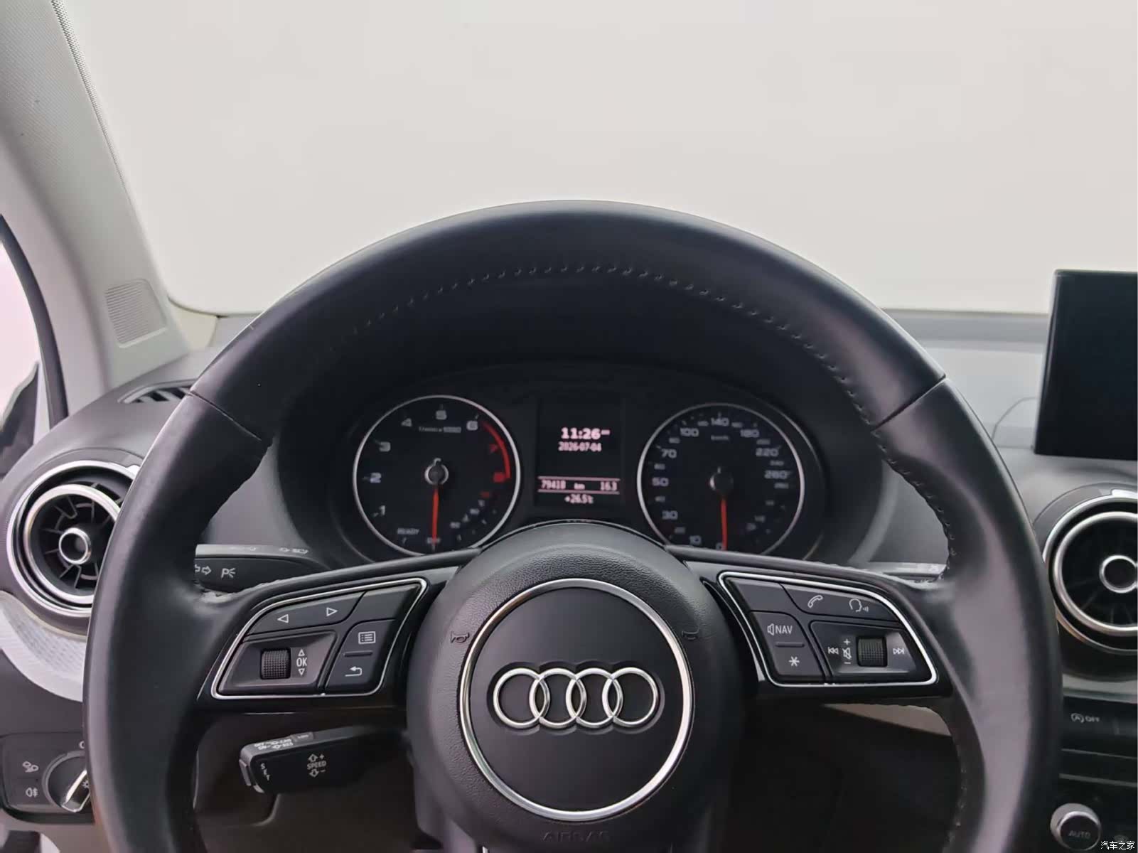 Audi Q2L, 2019 25