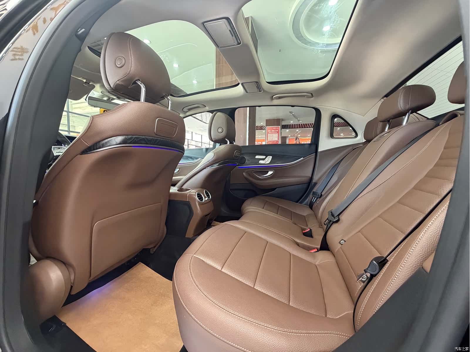 Mercedes-Benz E-Class, 2019 11
