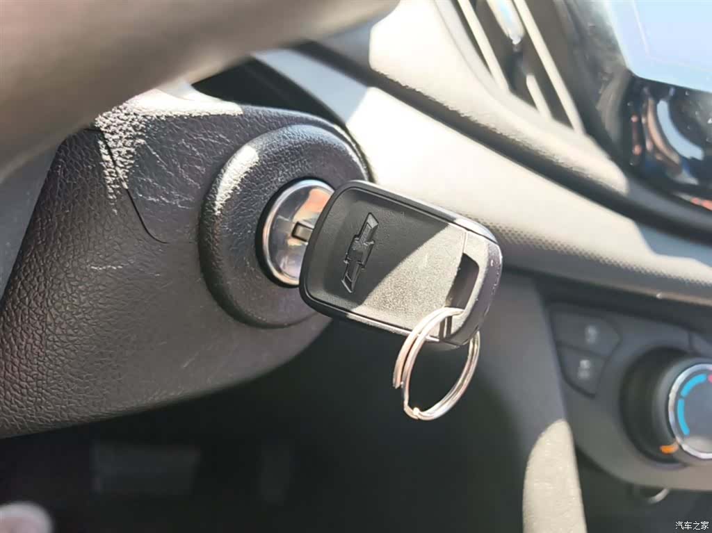 Chevrolet 320, 2018 9