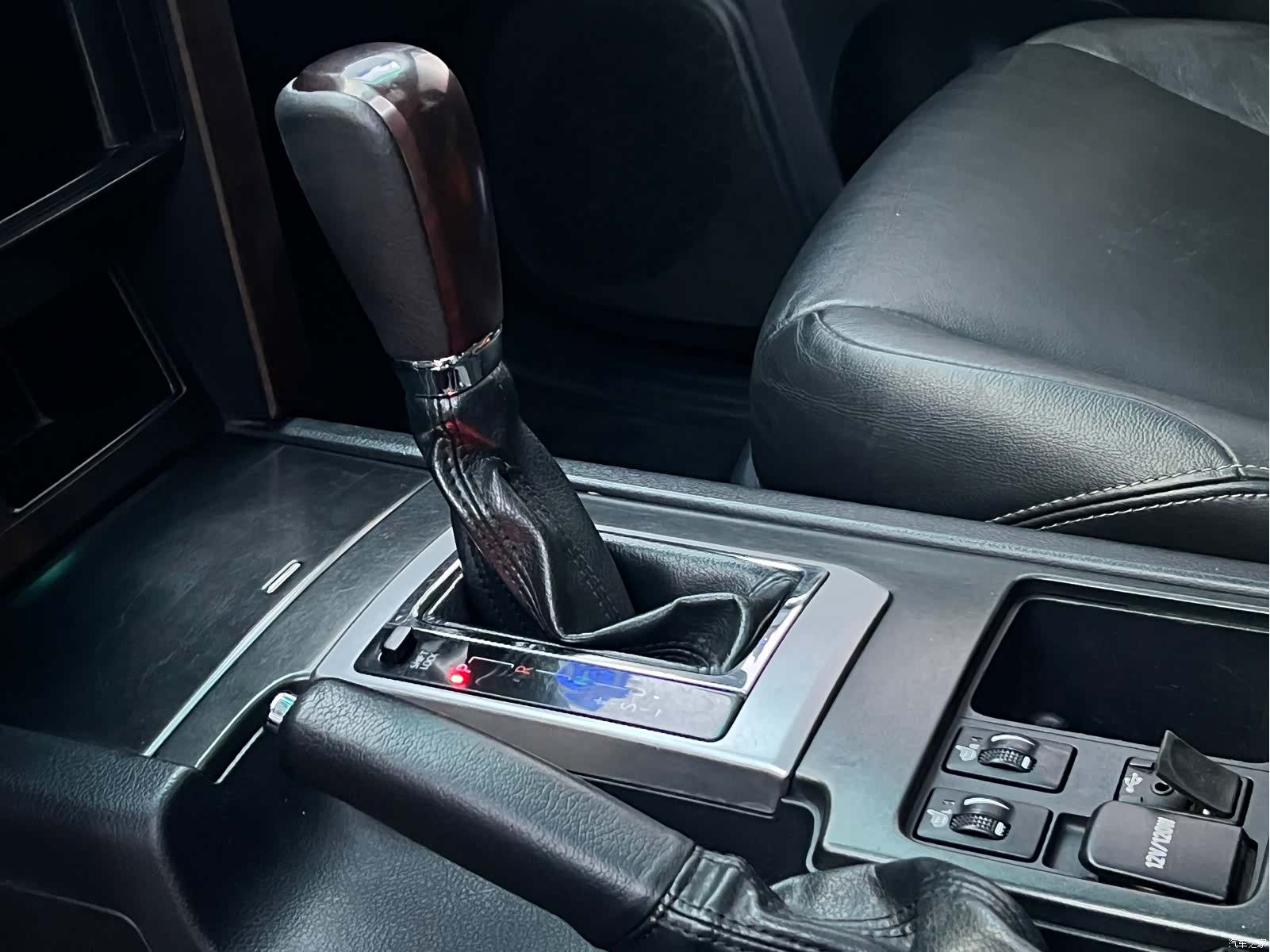 Toyota Prado, 2017 14