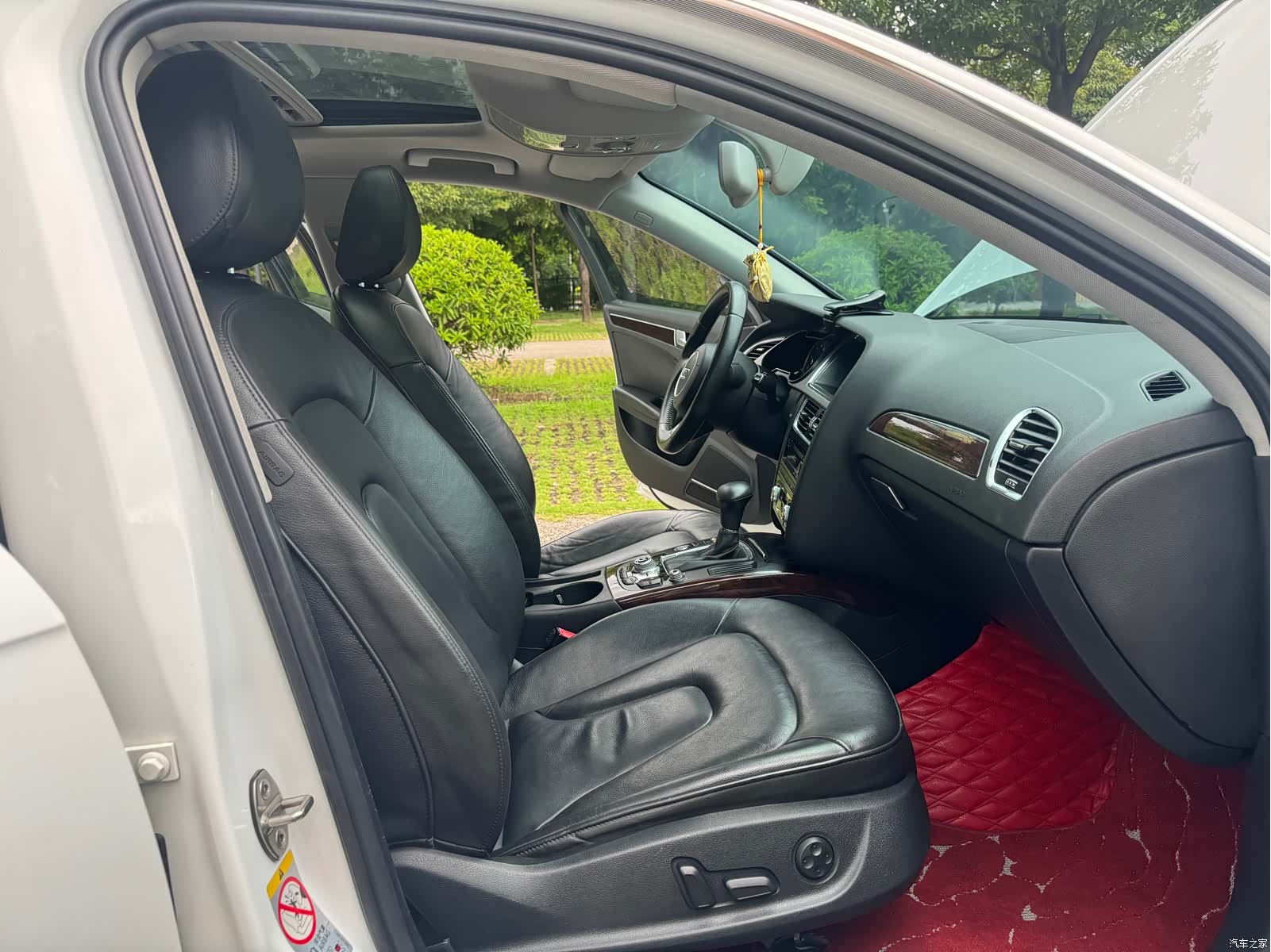 Audi A4L, 2013 11