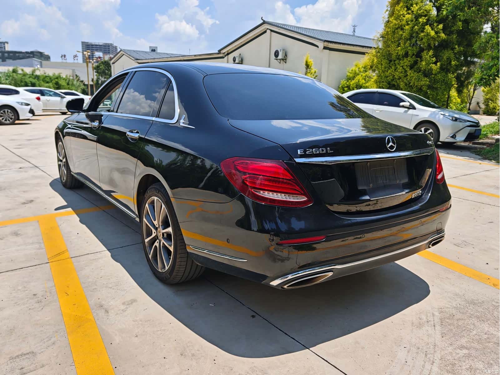 Mercedes-Benz E-Class, 2019 6