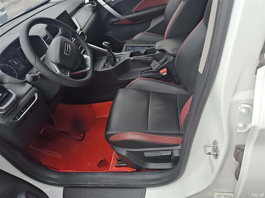 Geely Coolray, 2021 11