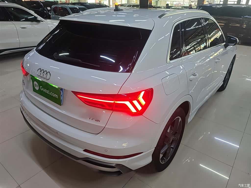 Audi Q3, 2020 все фото