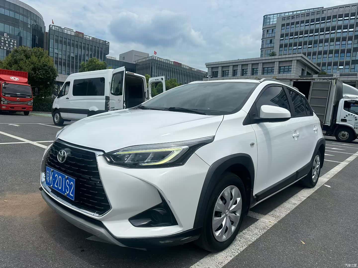 Toyota YARiS L