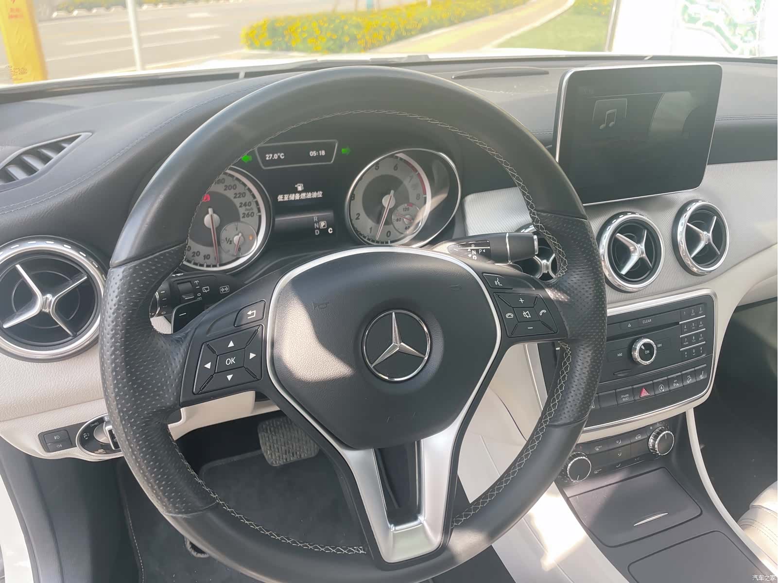 Mercedes-Benz GLA, 2016 6