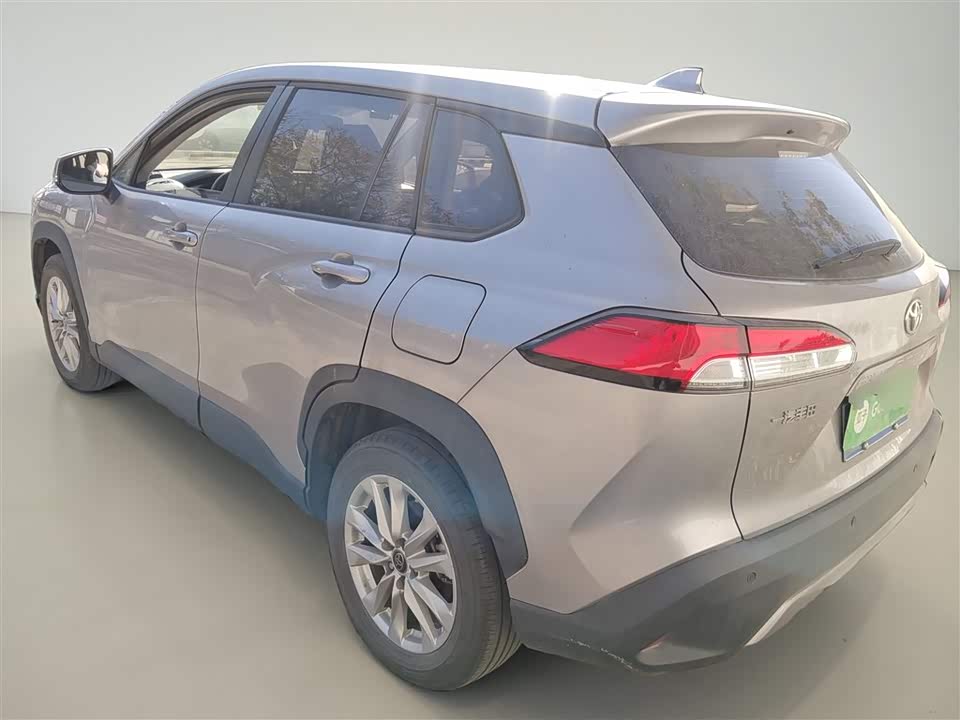 Toyota Corolla Sharp amplifier