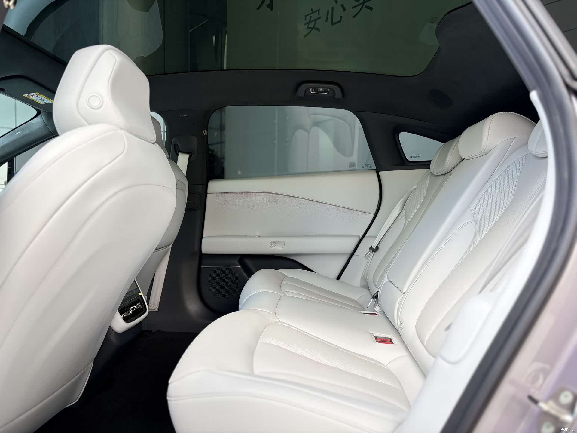 Xpeng P7, 2025 6