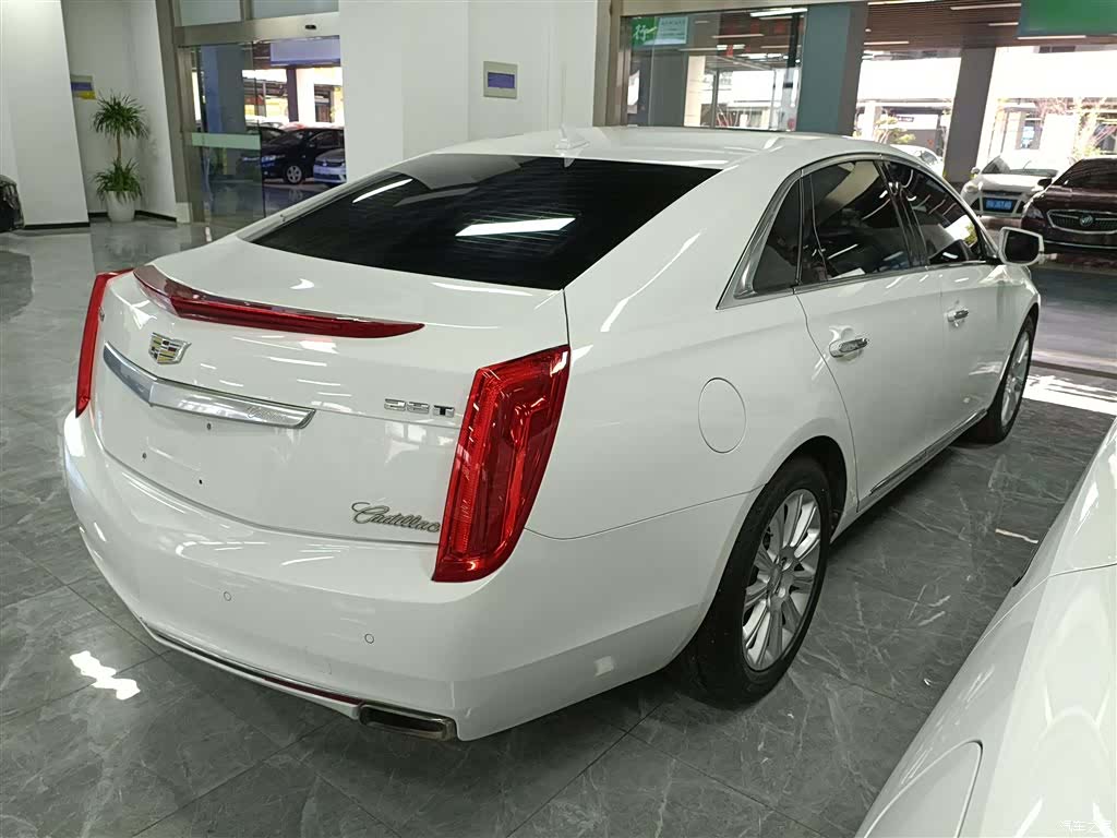 Cadillac XTS, 2016 7
