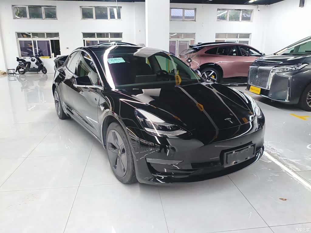 Tesla Model 3, 2020 4