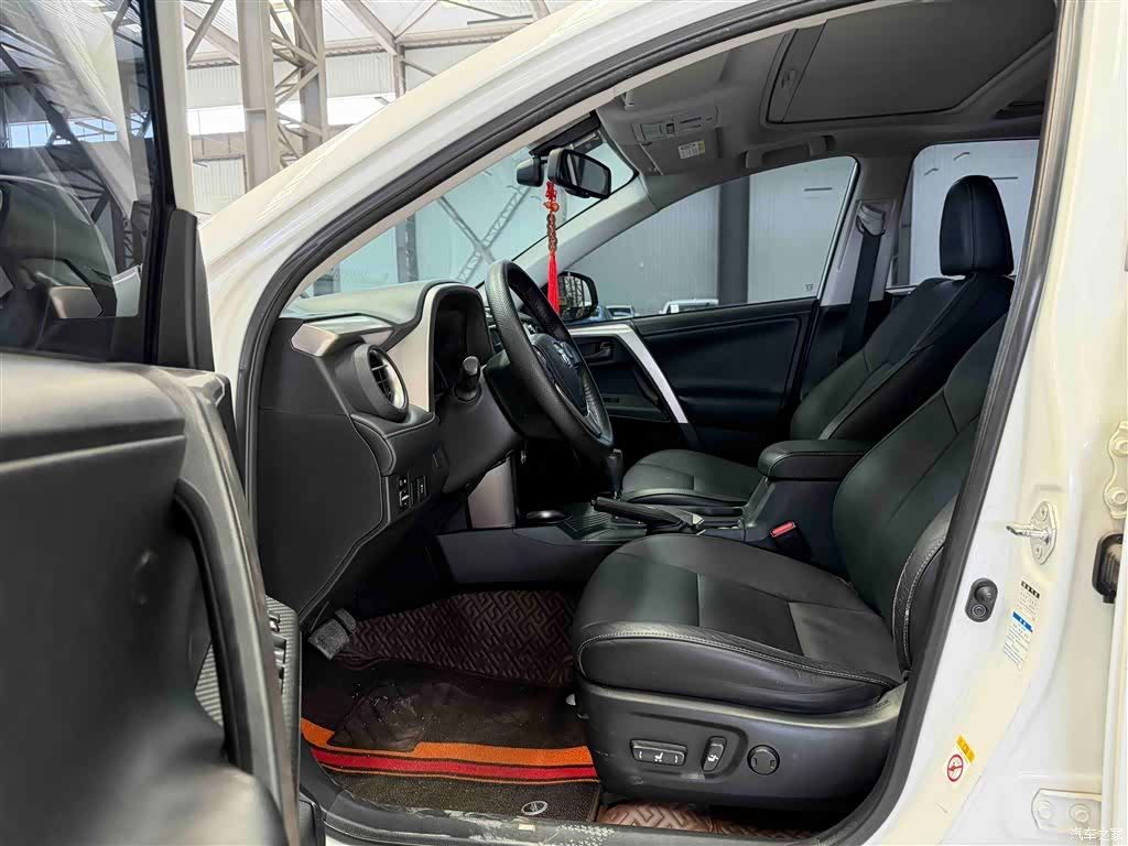 Toyota RAV4, 2016 9