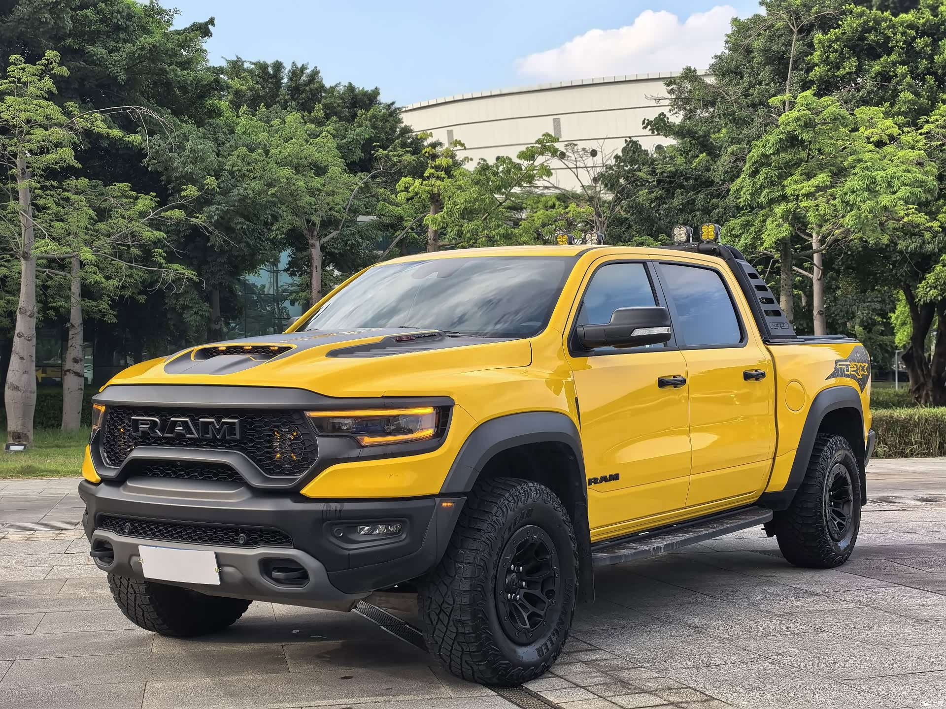 RAM Trucks, 2023 1