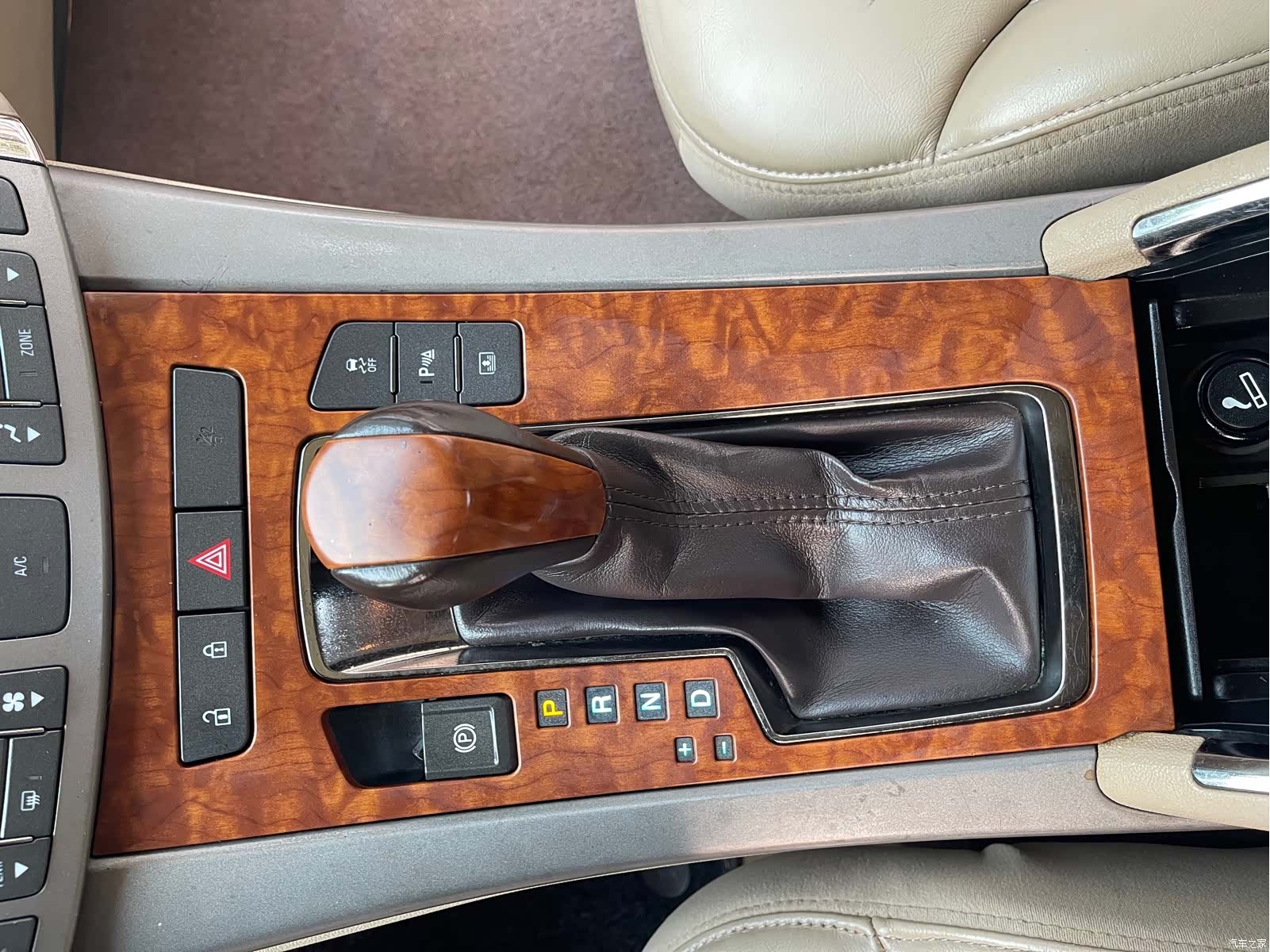 Buick LaCrosse, 2013 12