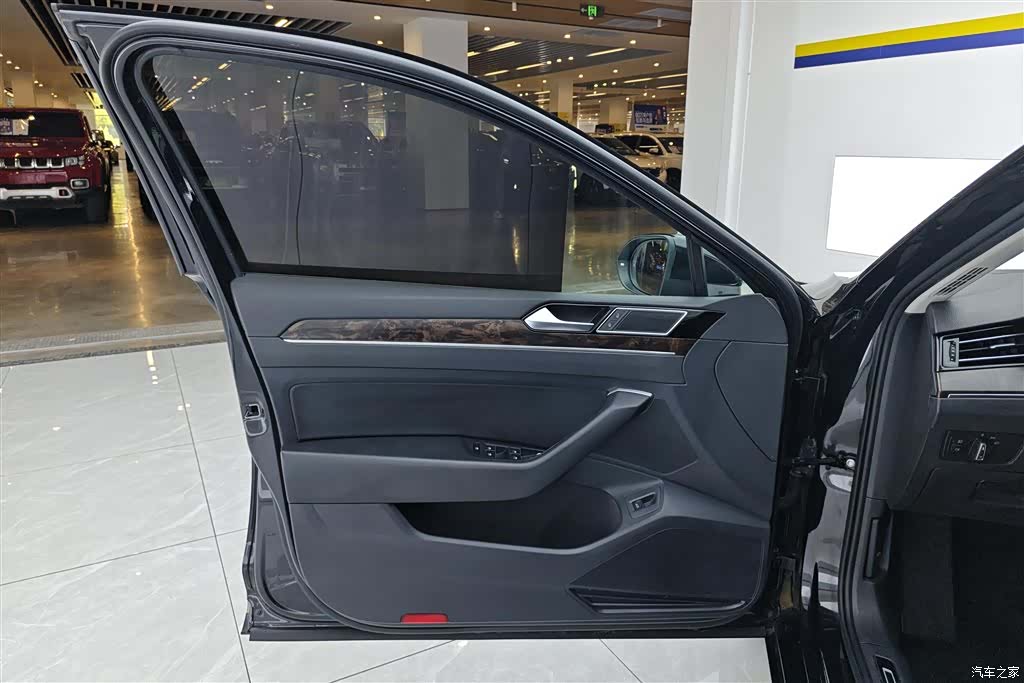 Volkswagen Magotan, 2019 7