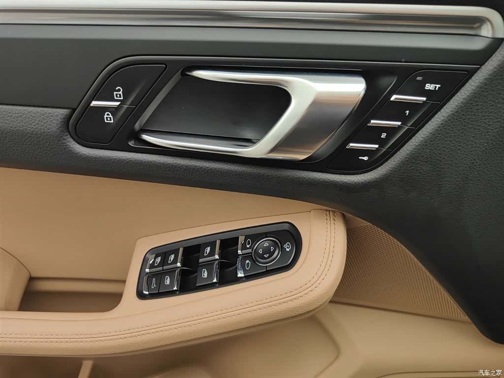 Porsche Macan, 2019 все фото