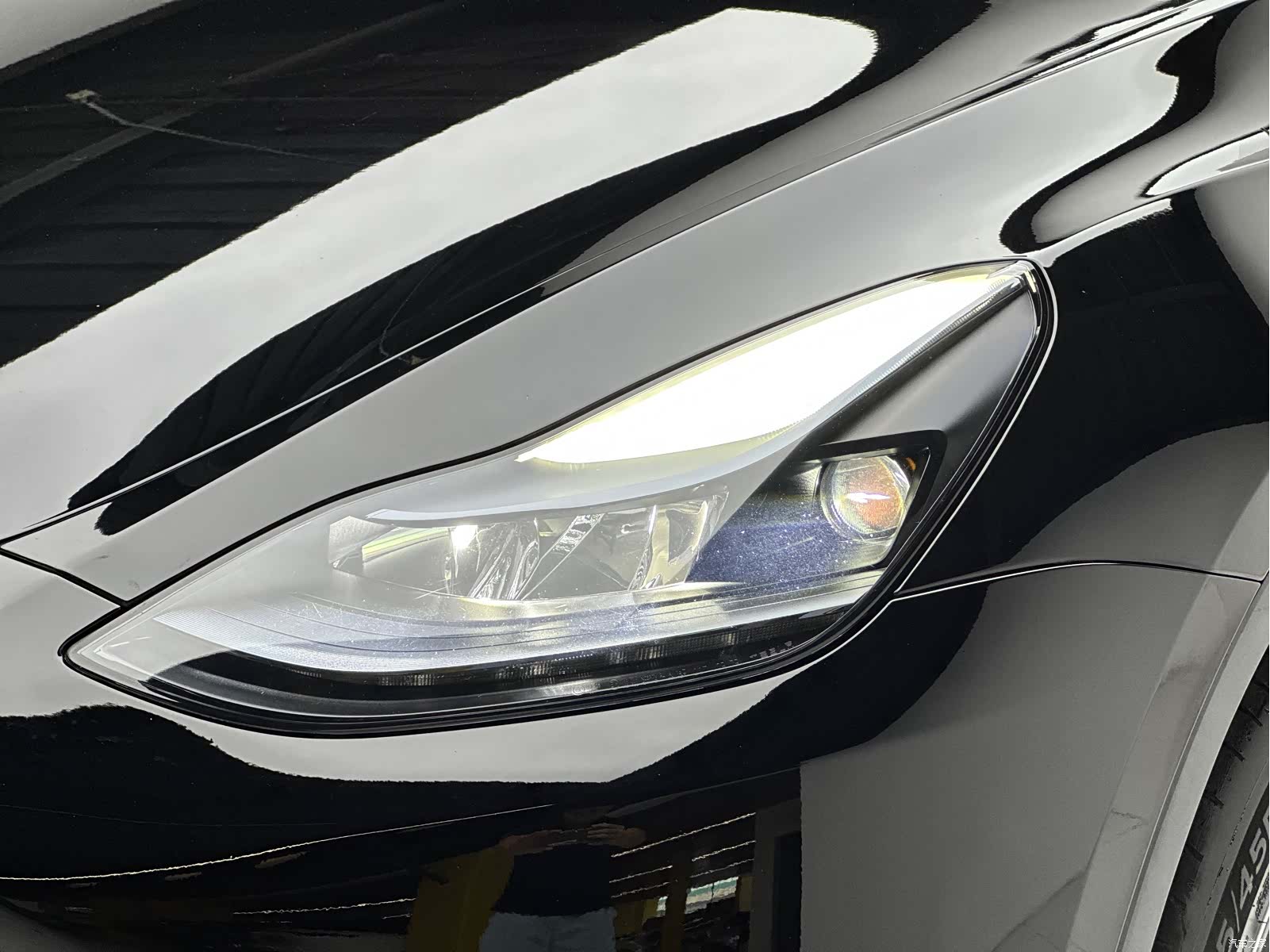 Tesla Model Y, 2023 17