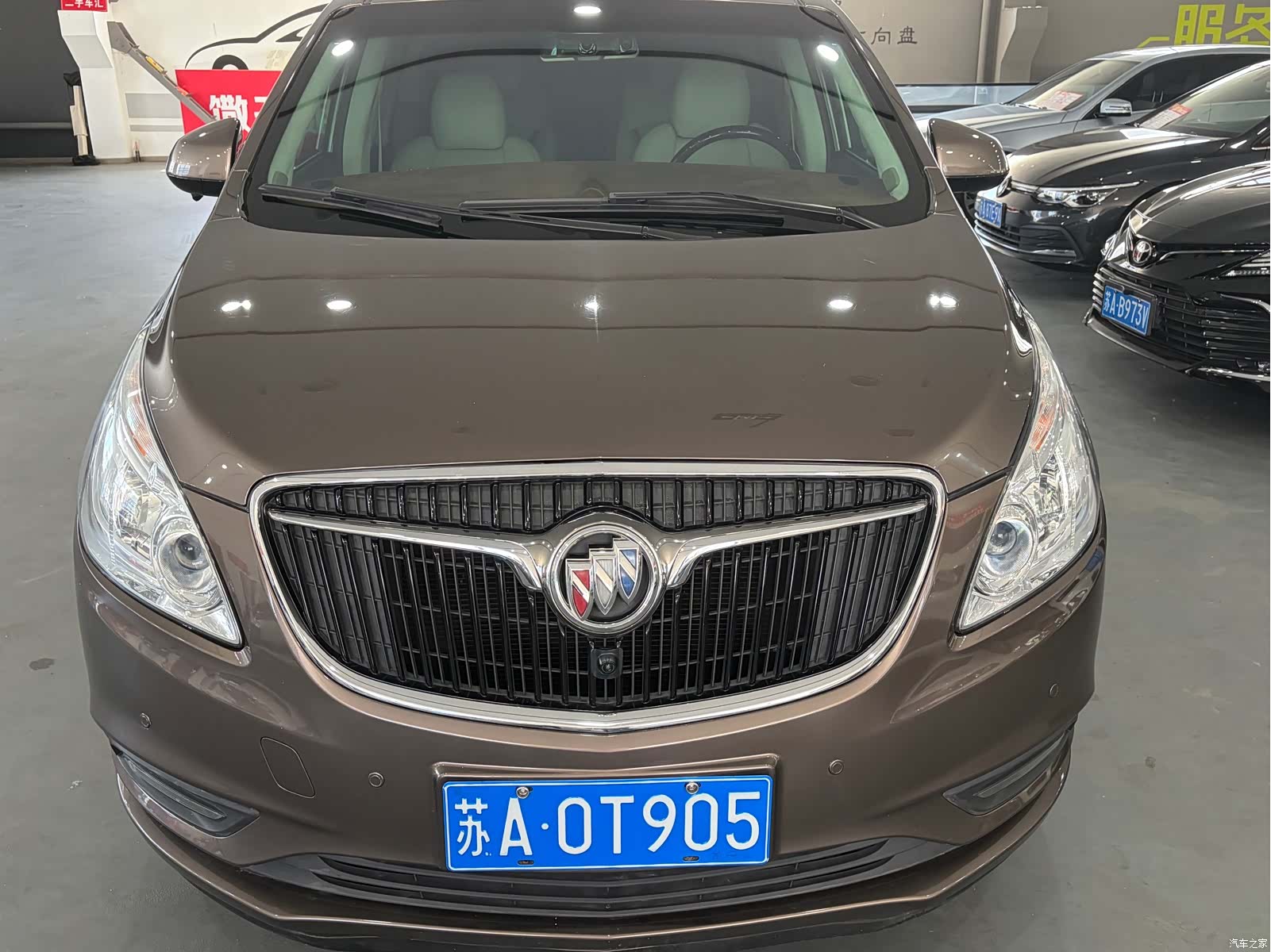 Buick GL8, 2017 2