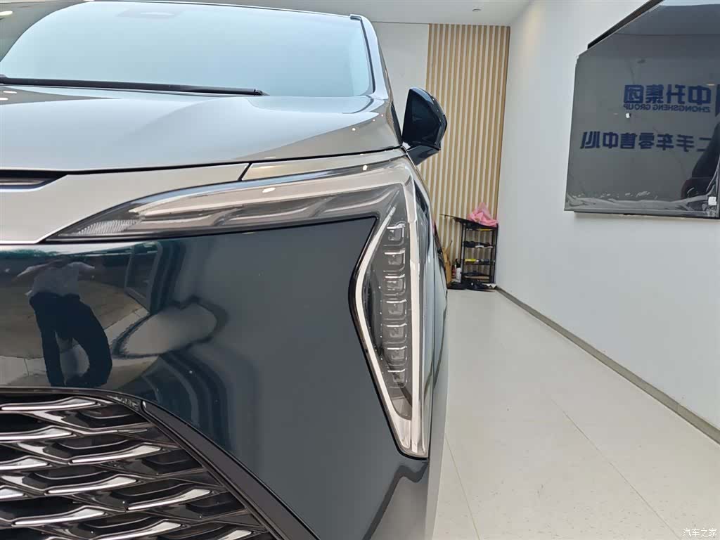 Buick Century, 2023 8