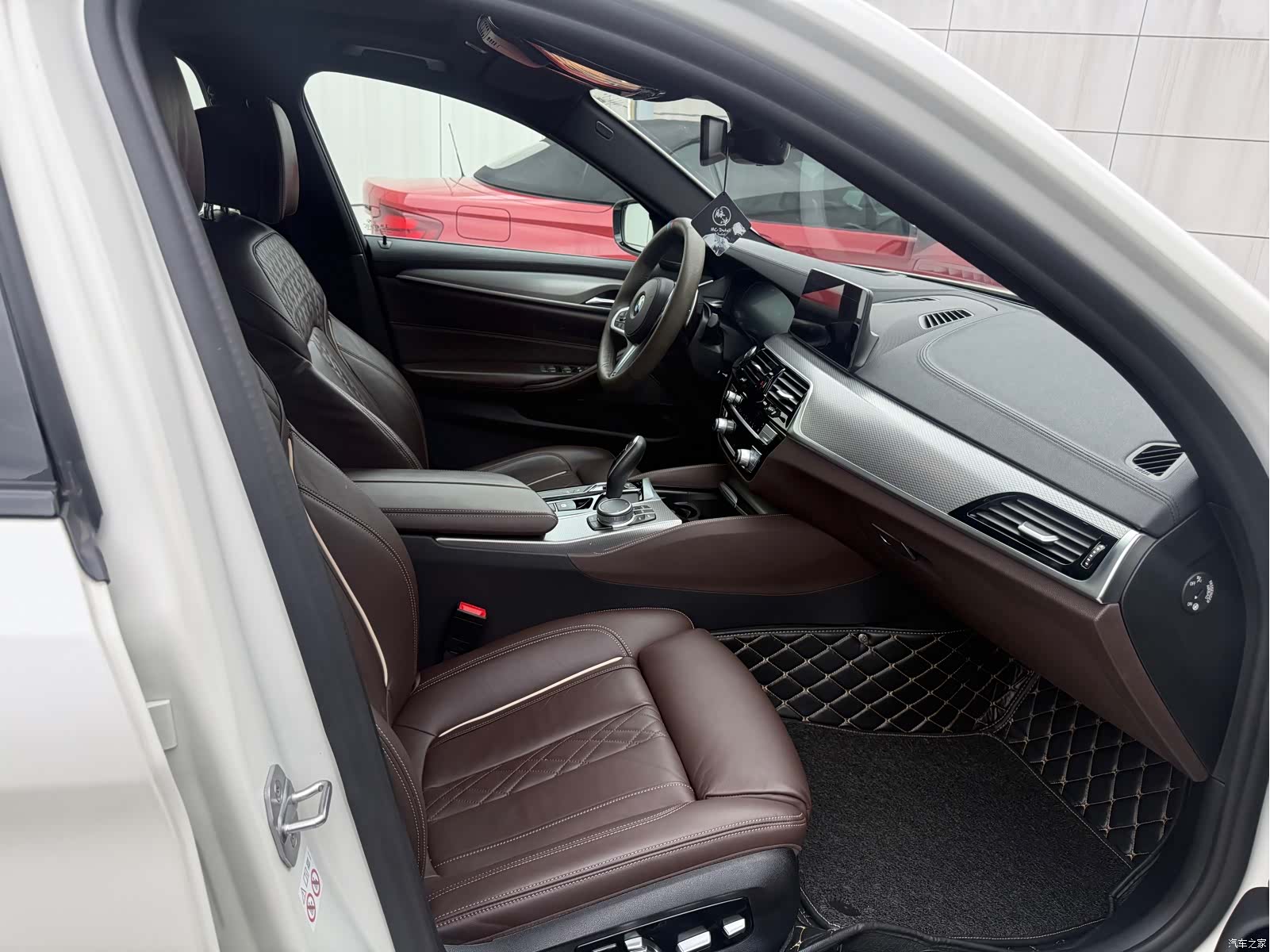 BMW 5 Series, 2020 10