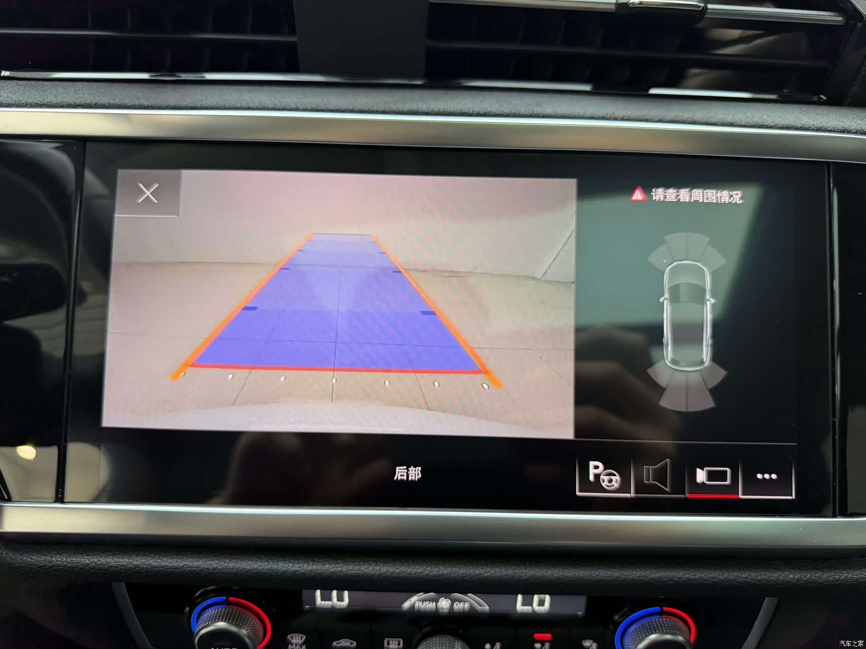 Audi Q3, 2022 8