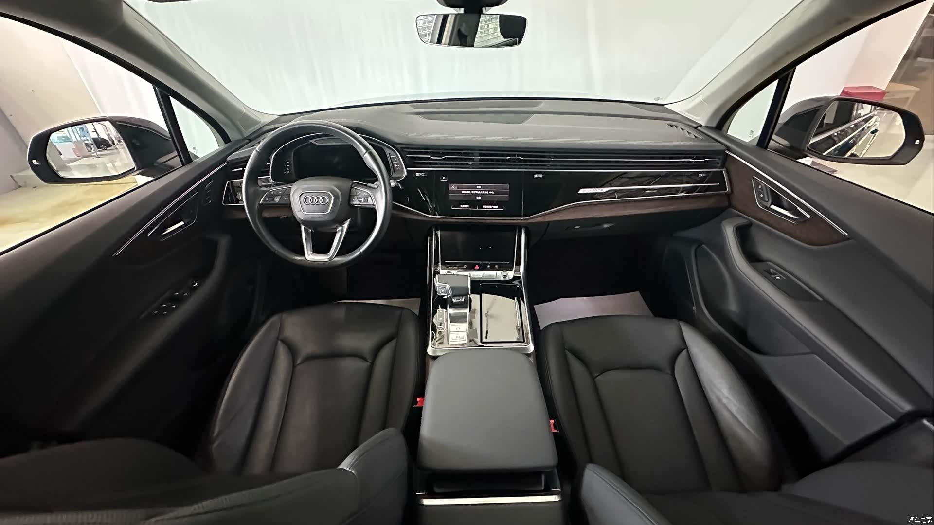 Audi Q7, 2023 9
