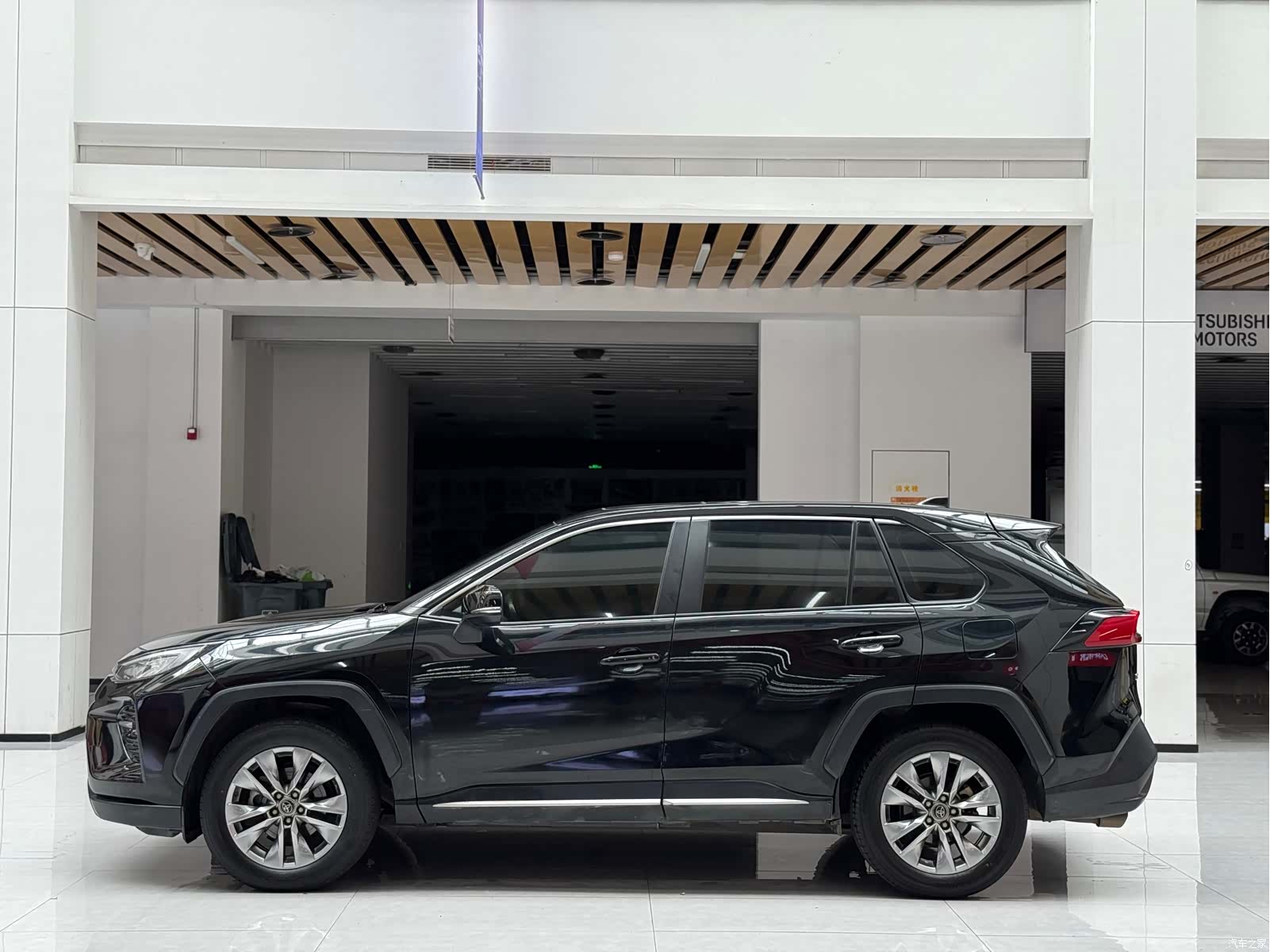Toyota Wildlander, 2021 7