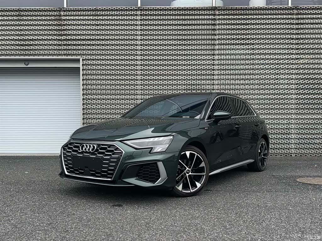 Audi A3, 2024 1