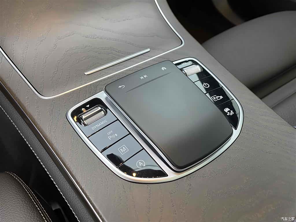 Mercedes-Benz GLC, 2021 12