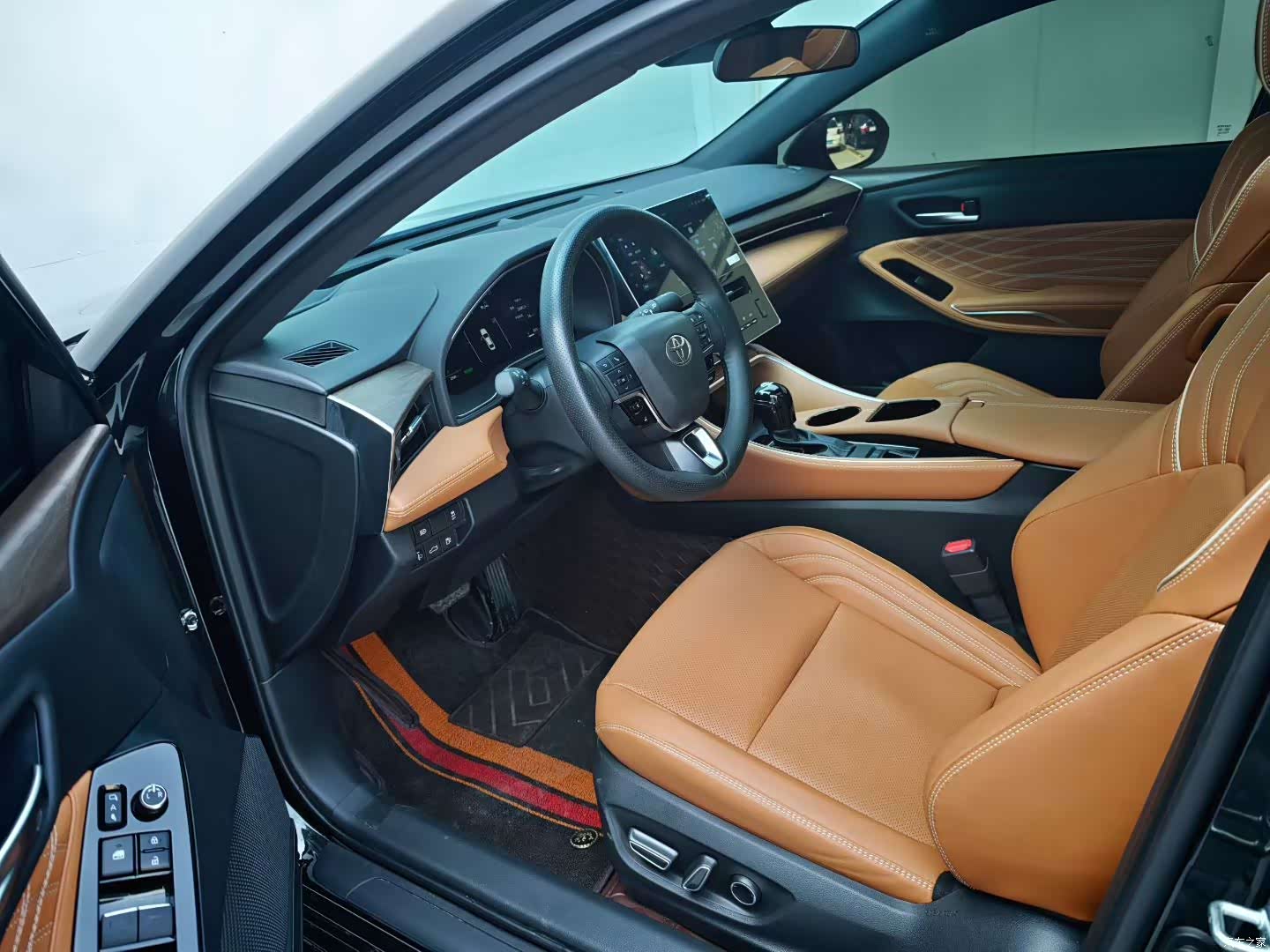 Toyota Avalon, 2025 4