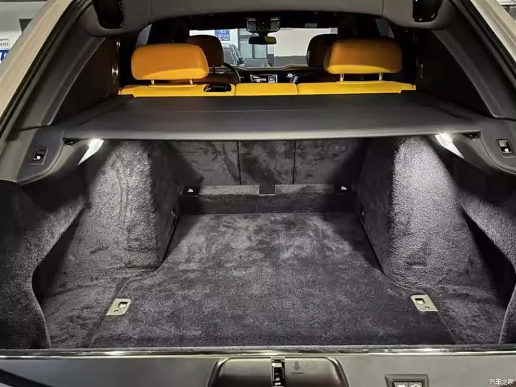 Rolls-Royce Cullinan, 2021 6