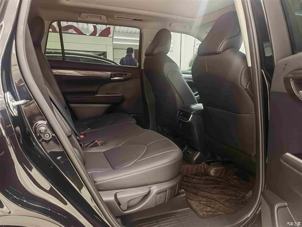 Toyota Highlander, 2025 18
