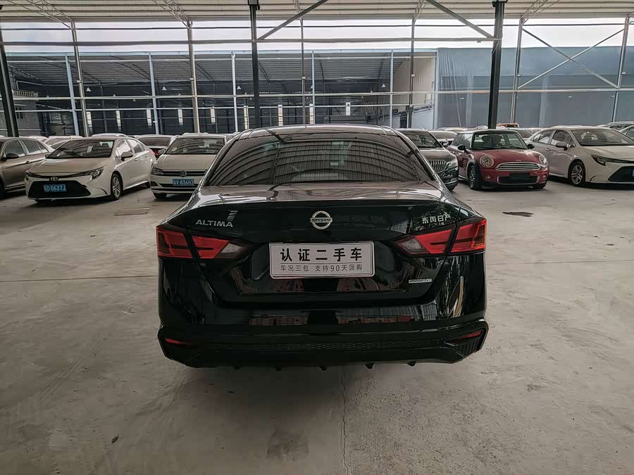 Nissan Altima 2022, фото 6