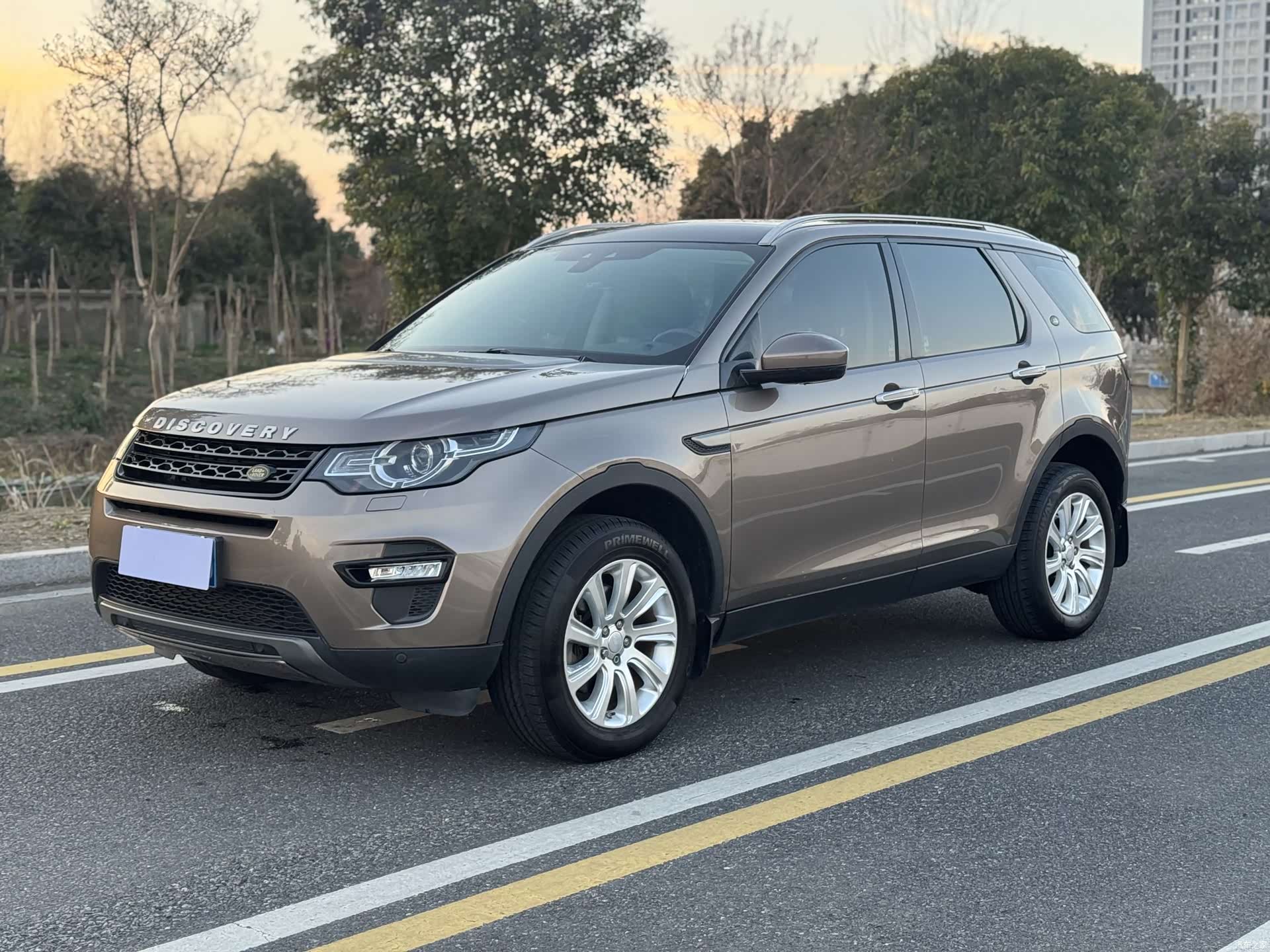 Land Rover Discovery, 2016 1